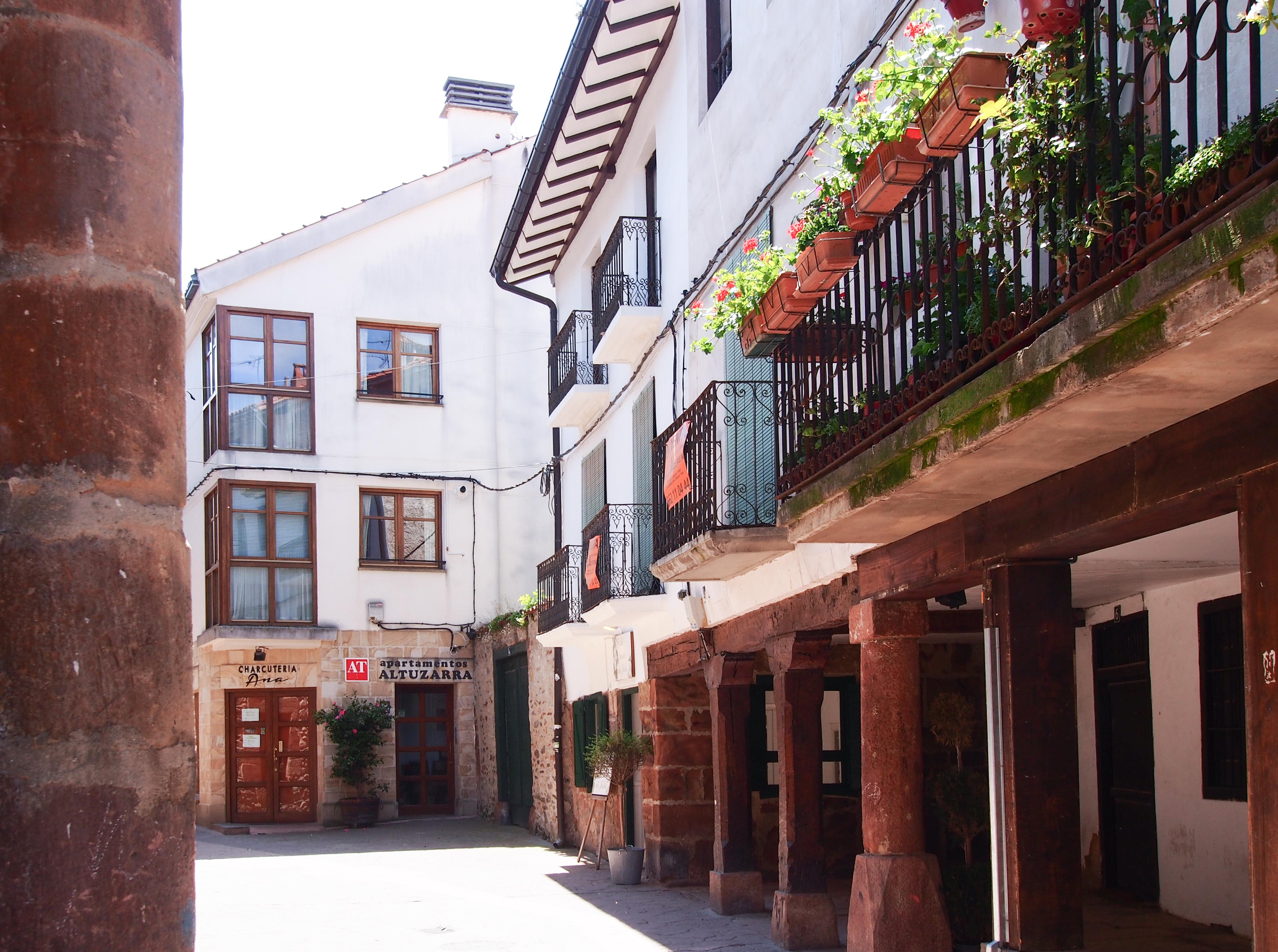 Apartamentos Rurales Altuzarra Ескарай Екстер'єр фото